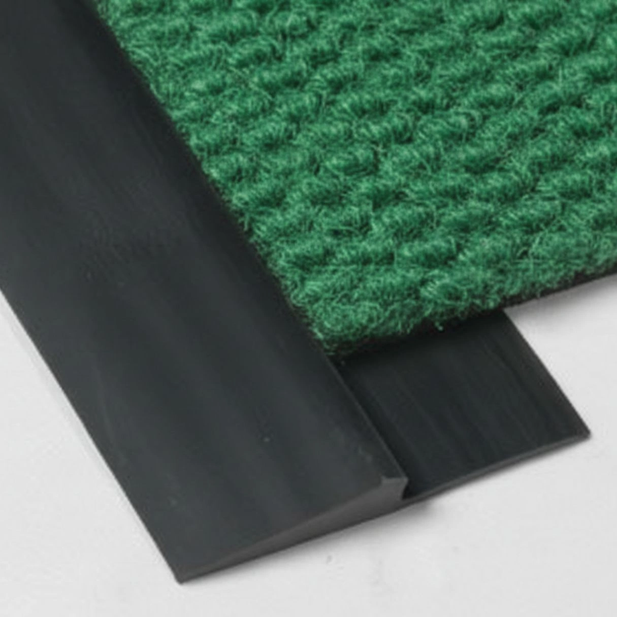 supreme-berber-entrance-mats-corner-with-edging