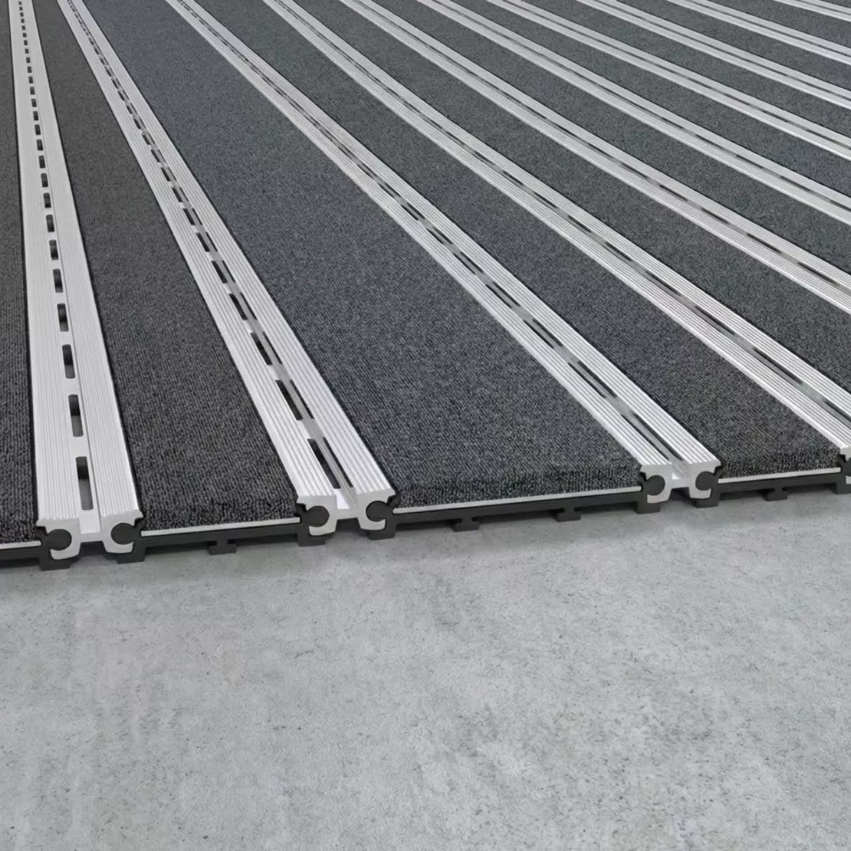 38-recessed-grill-mat-close-up-69ebbd8215a9d