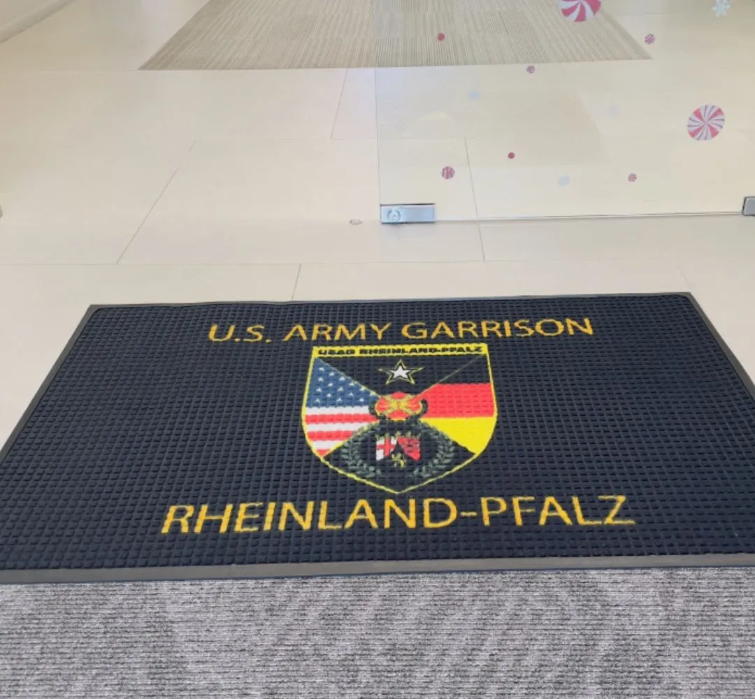 Waterhog-HD-impression-logo-mats-in-use