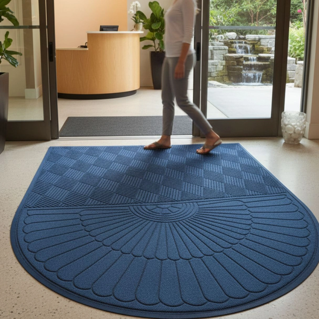 waterguard-one-end-round-mat-in-use-blue