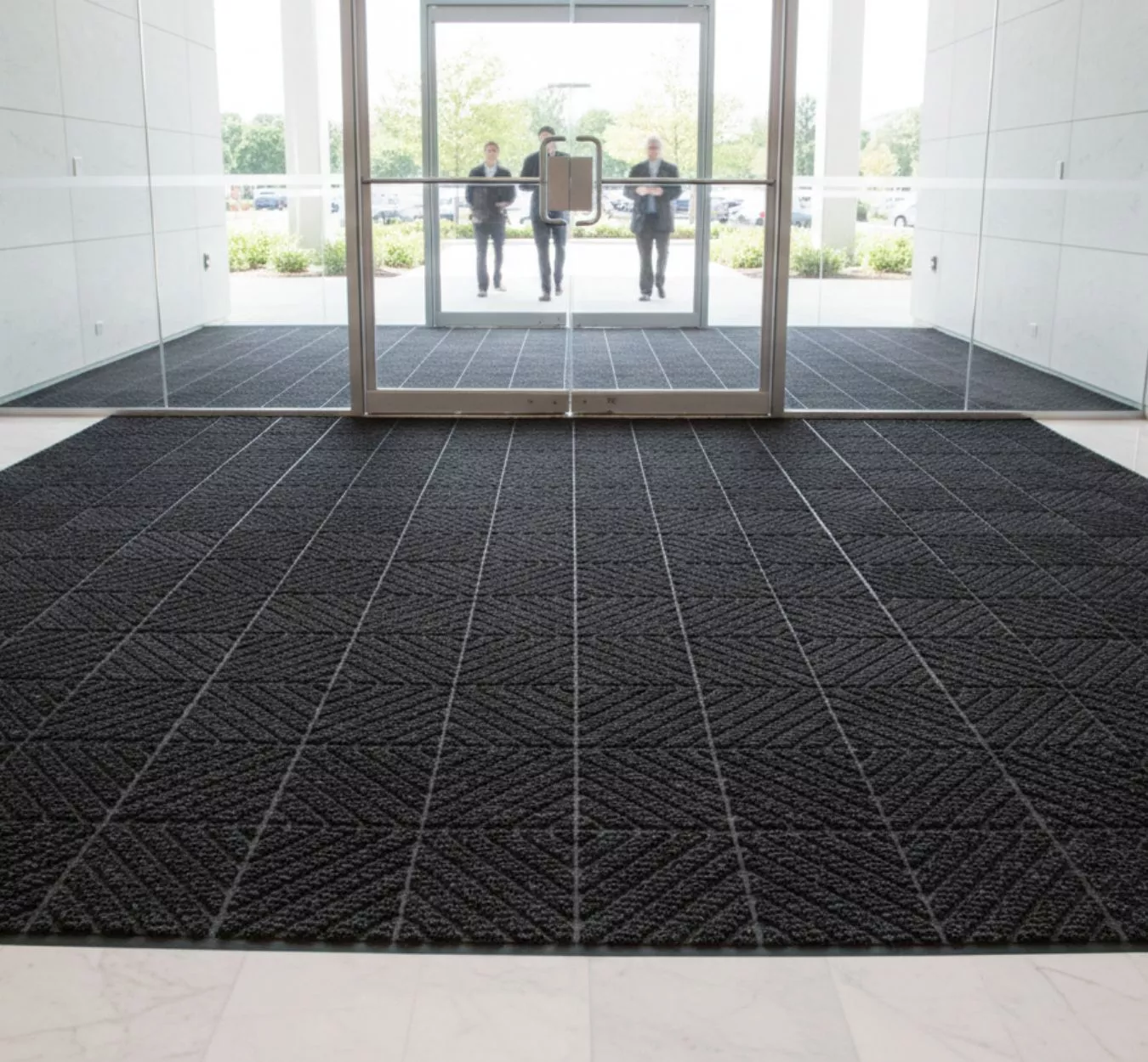 waterhog-max-tiles-diamond-in-use-69ebad67ae648