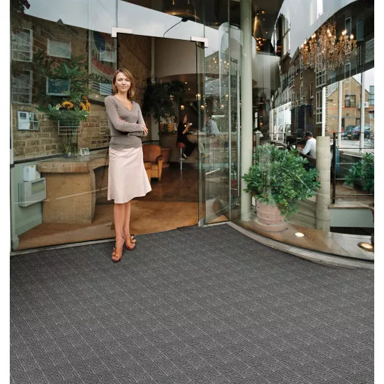 waterhog-tiles-in-use-geometric-medium-grey-hr-550x550h-69ebad6948325